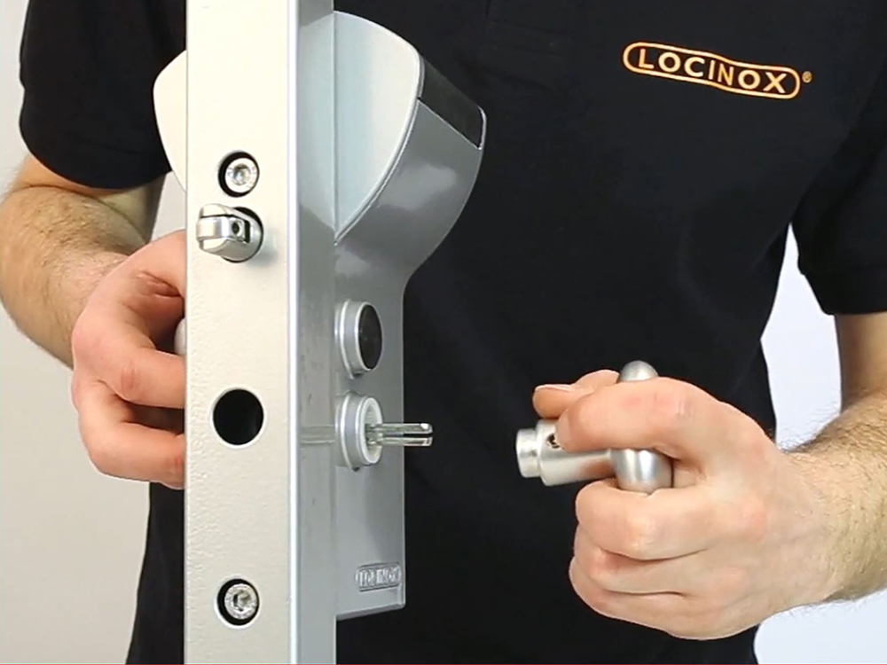 Locinox LFKQ FREE VINCI Surface-Mounted Mechanical Latchbolt Lock - Click Image to Close